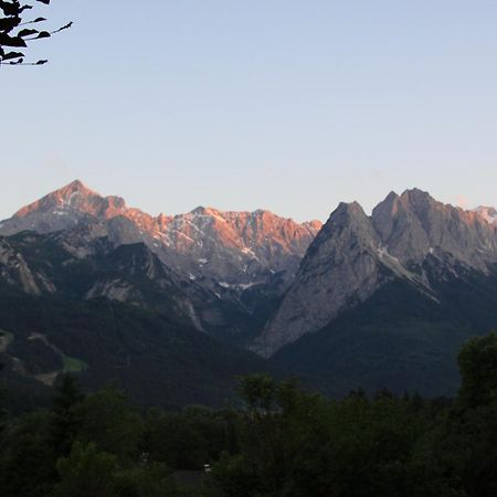 Ferienwohnung Almhuettenweg Dreitorspitze Garmisch-Partenkirchen Luaran gambar